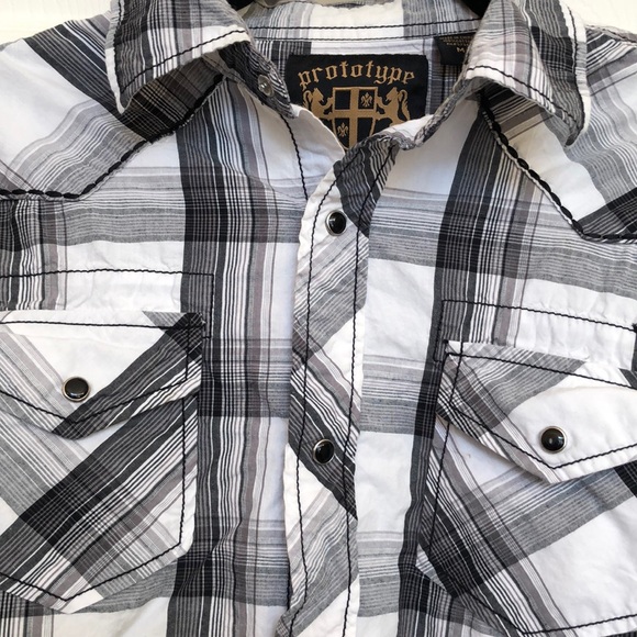 Men’s button up - Picture 2 of 4